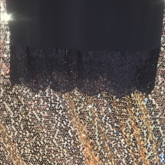 LBD ALERT!! - Picture 3 of 6